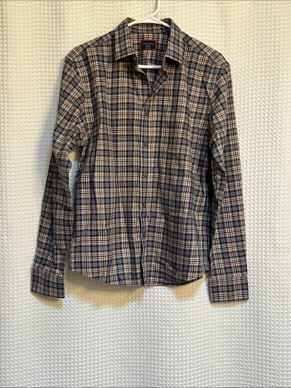UNTUCKit Men's Navy and Cream Plaid Button-Down Shirt